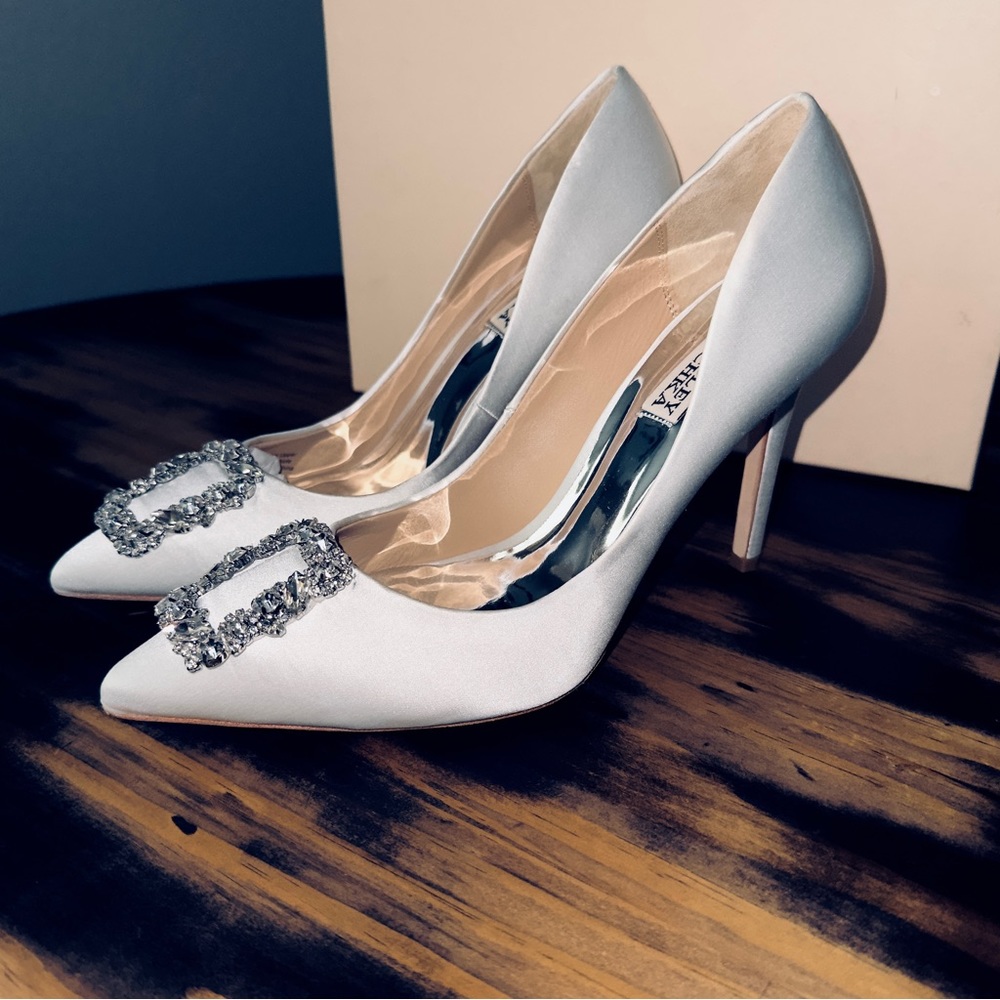 Badgley Mischka Pumps